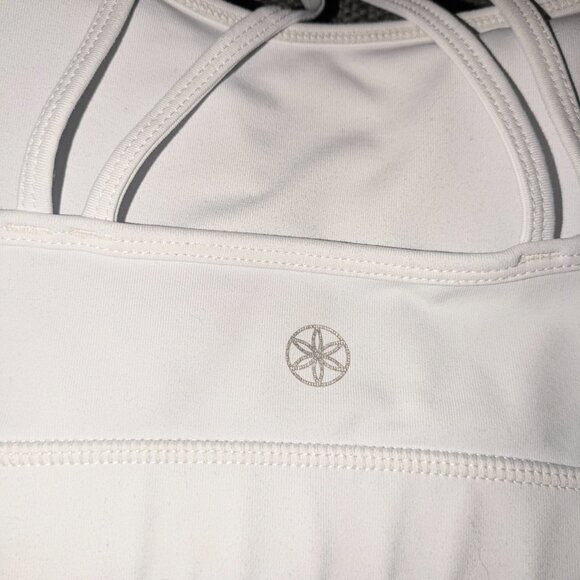 Gaiam Sports Bra - White - EUC - Medium - Picture 6 of 7